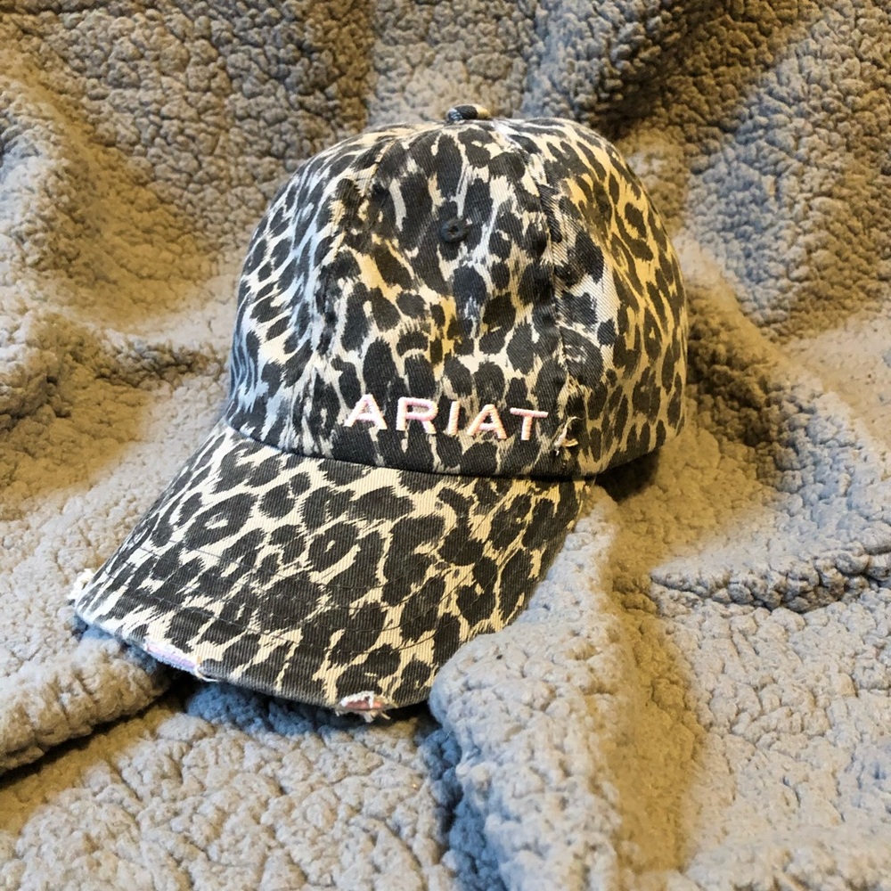 Ariat hat